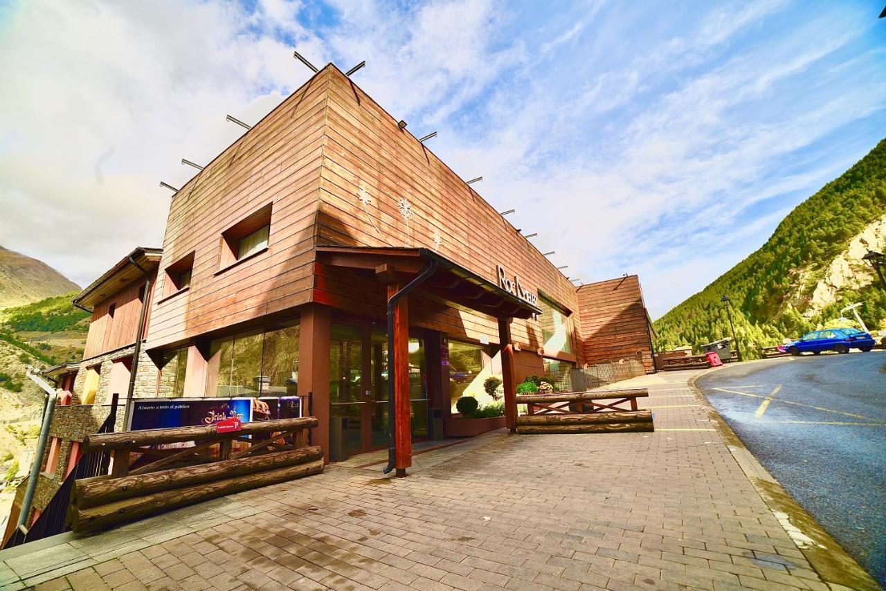 Placer, Naturaleza Y Terraza En Hut-8207